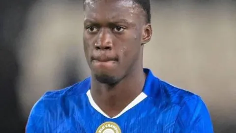 巴薩全速迎戰新賽季，奧爾莫引領補強風潮